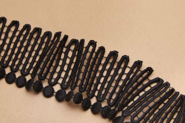 Circle and Squiggle Guipure Trim - Black