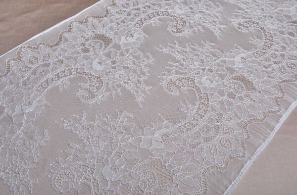 Chantilly Lace Trim - Pale Ivory - Double Scallop