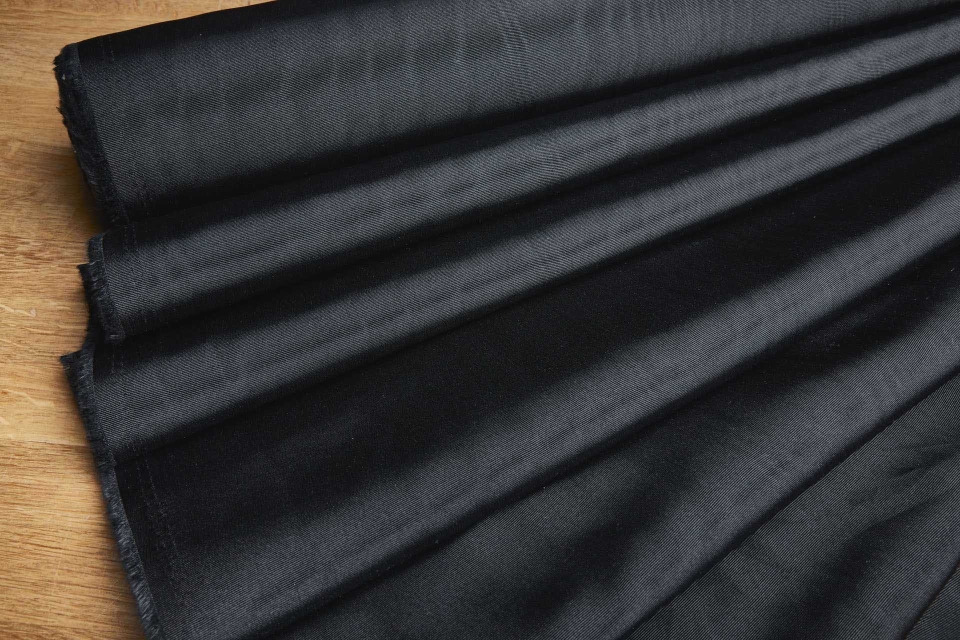 Large Pattern Grosgrain Moire - Black