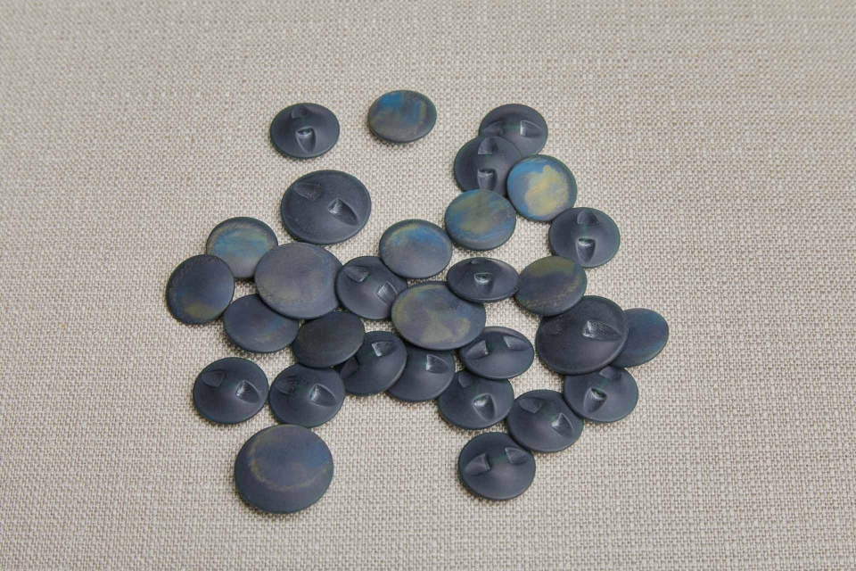 Vintage Round Prussian Blue "Faux Mother-of-pearl" Button - 1.7cm