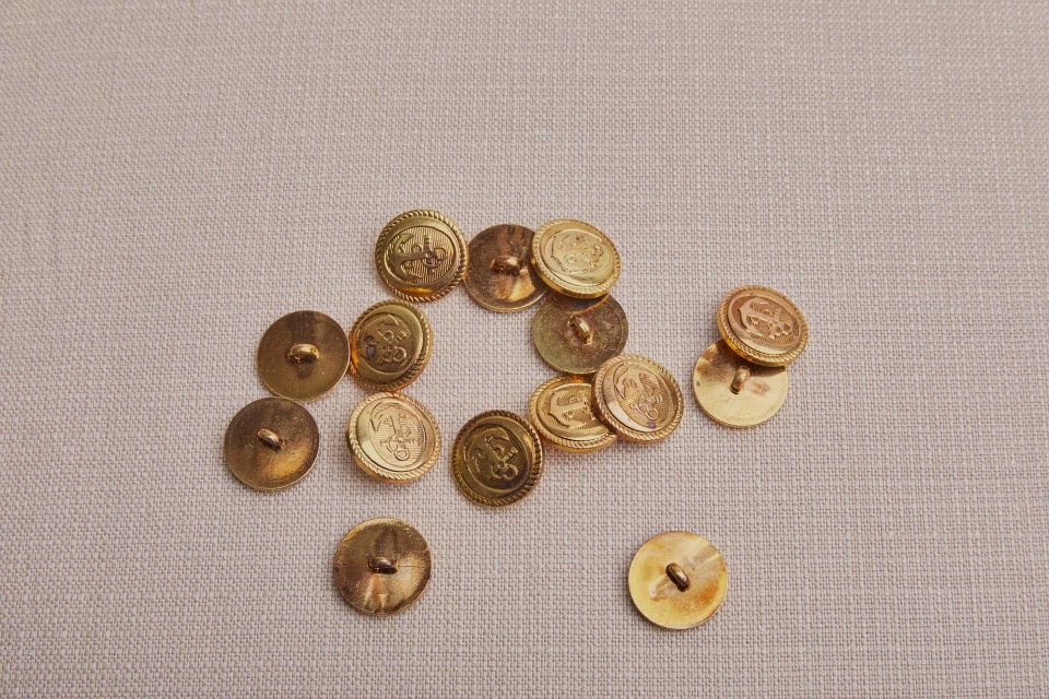 Reproduction Old Gold Plastic Uniform Button