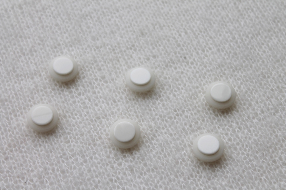 Ivory Round Resin Button - 1.5cm