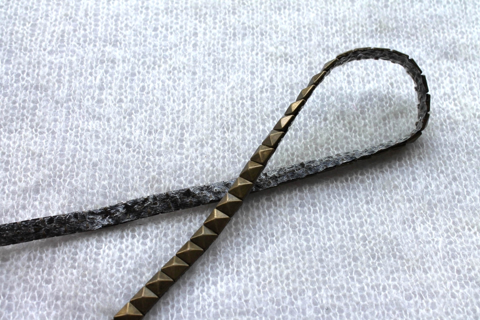 Iron-on Metal Stud Trim - Dark Gold