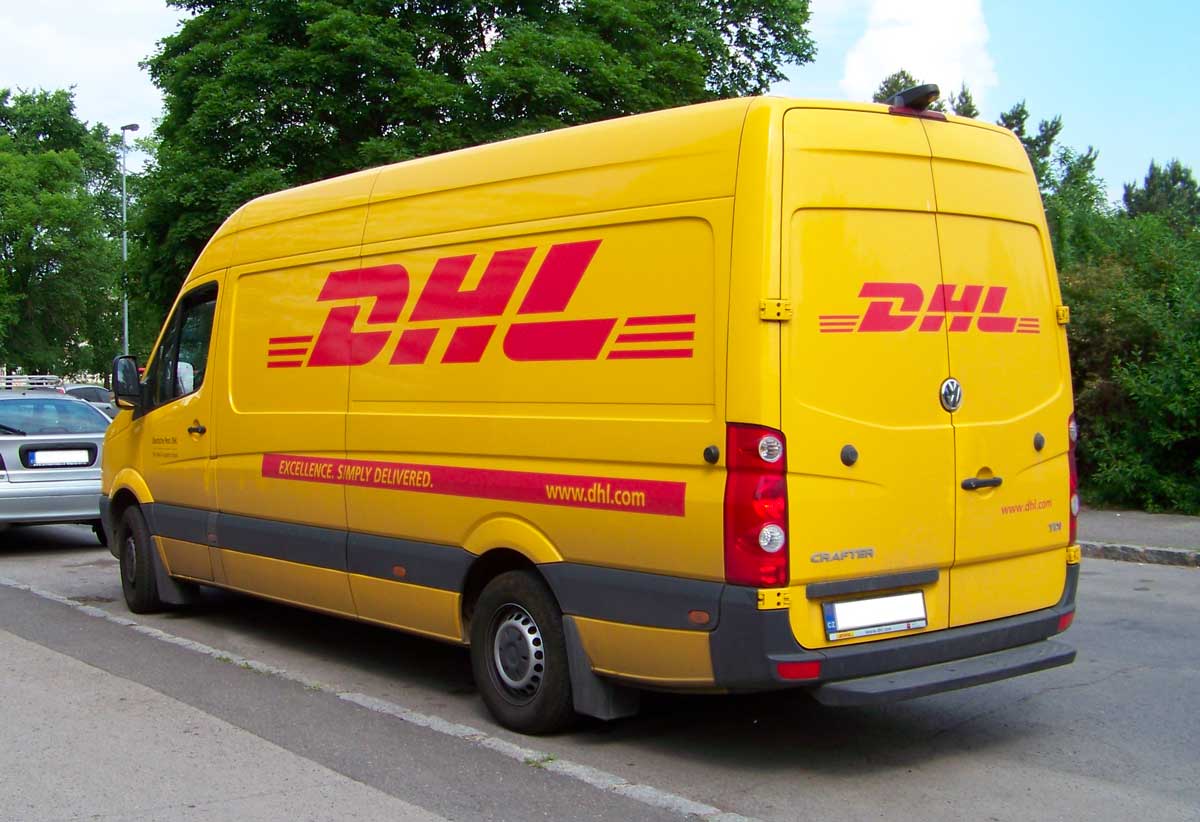 Top Fabric shipping by DHL